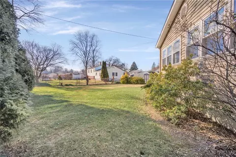 2005 Pinehurst Rd, Bethlehem, PA 18018 photo 29