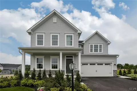 8303 Young Blvd, Fogelsville, PA 18051