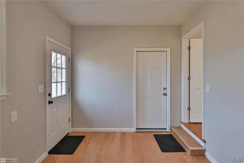 21 E Pine St, Emmaus, PA 18049 photo 15
