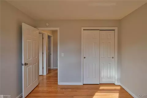 21 E Pine St, Emmaus, PA 18049 photo 40