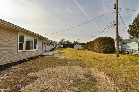 21 E Pine St, Emmaus, PA 18049 photo 43