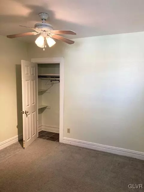 427 East Wall, Bethlehem City, PA 18018 photo 14