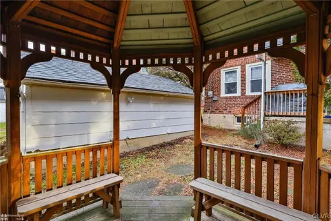 780 E Washington Ave, Bethlehem, PA 18017 photo 6