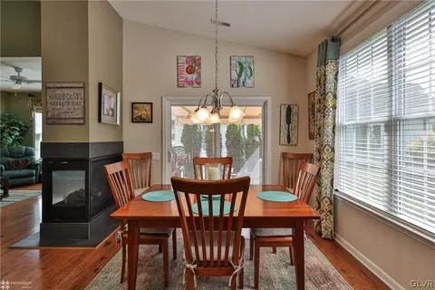 1015 Declaration Dr, Bethlehem, PA 18017 photo 20