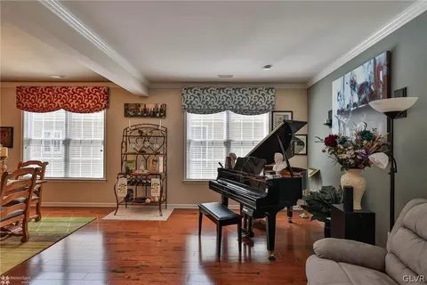 1015 Declaration Dr, Bethlehem, PA 18017 photo 6
