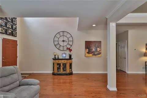 1015 Declaration Dr, Bethlehem, PA 18017 photo 8