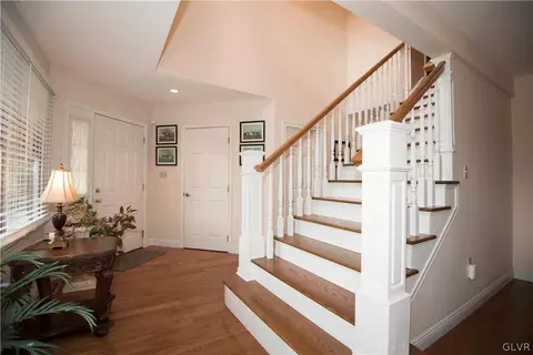 1004 Stone Stack Dr, Bethlehem, PA 18015 photo 9