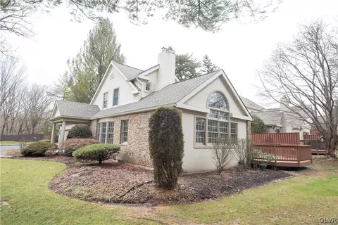 1004 Stone Stack Dr, Bethlehem, PA 18015 photo 6