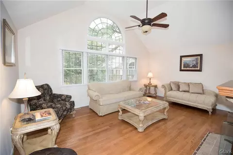 1004 Stone Stack Dr, Bethlehem, PA 18015 photo 17