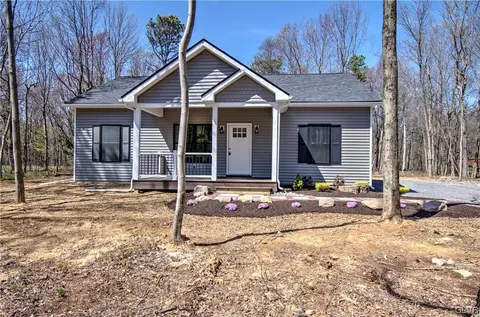 37 Wild Creek Dr, Jim Thorpe, PA 18229