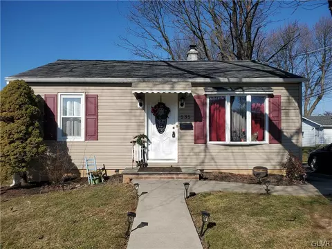 535 Forrest Ave, Bethlehem, PA 18017 photo 1