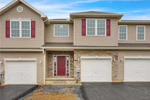 60 Helene Ct, Hamburg, PA 19526