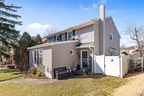320 N 5th St, Perkasie, PA 18944