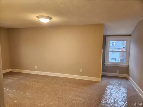 331 E Broad St, Bethlehem, PA 18018 photo 30