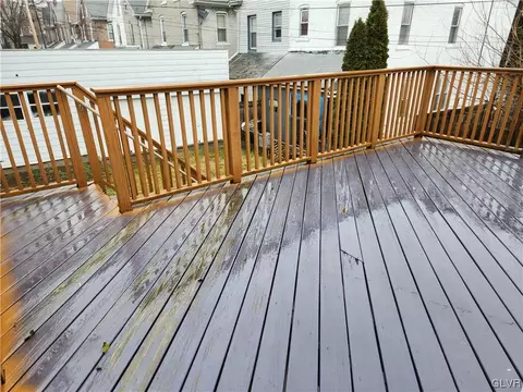 331 E Broad St, Bethlehem, PA 18018 photo 28