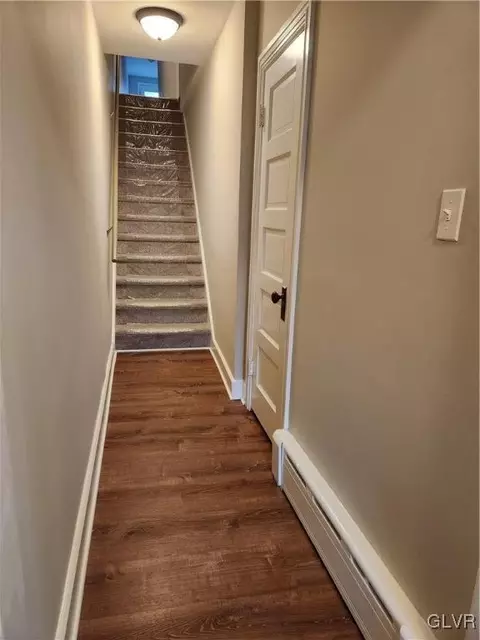 331 E Broad St, Bethlehem, PA 18018 photo 17