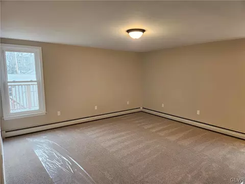 331 E Broad St, Bethlehem, PA 18018 photo 18