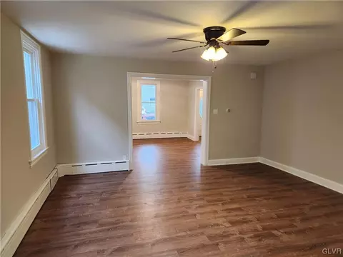 331 E Broad St, Bethlehem, PA 18018 photo 8
