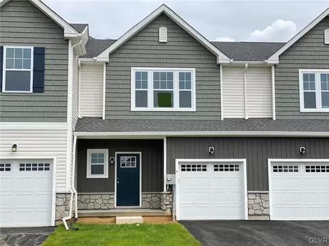 5 Timber Trl #63, Palmer Township, PA 18045