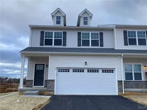 32 Timber Trl #99, Palmer Township, PA 18045