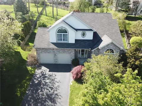 12 Midland Dr, Palmer Township, PA 18045