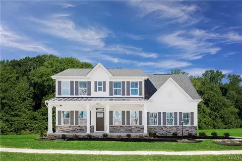 2920 Stonewall Dr, Center Valley, PA 18034
