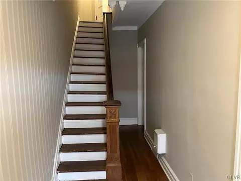 1820 W Broad St, Bethlehem, PA 18018 photo 3