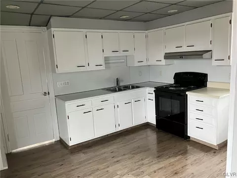 1820 W Broad St, Bethlehem, PA 18018 photo 12