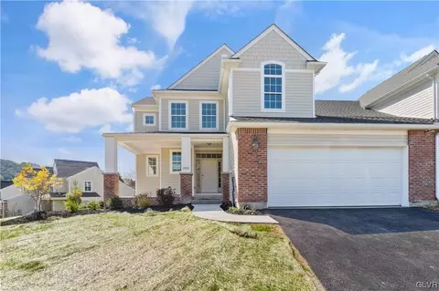 2474 Napa Dr #45, Forks Twp, PA 18040