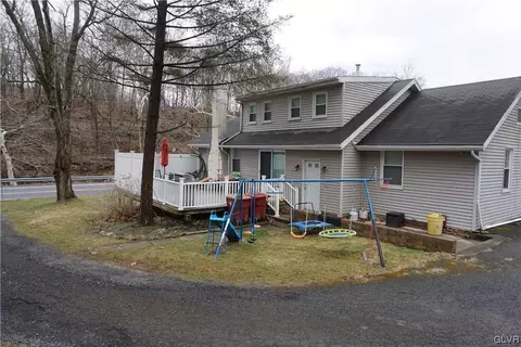 2417 Bushkill, Easton, PA 18040