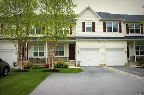 1084 King Way, Breinigsville, PA 18031