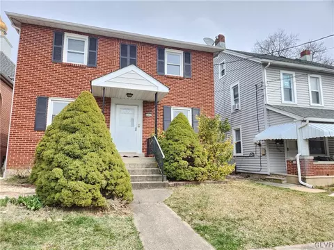 1021 5th St, Catasauqua, PA 18032