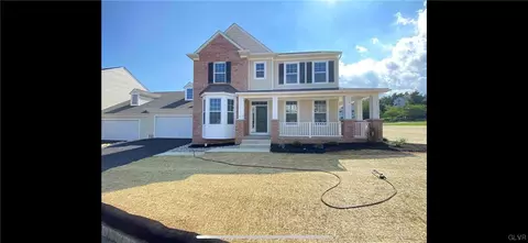 2513 Napa Dr #57, Forks Twp, PA 18040