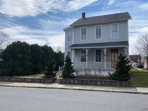 4 N 3rd St, Coplay, PA 18037