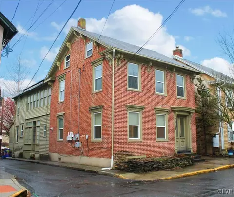 740 Front St, Catasauqua, PA 18032