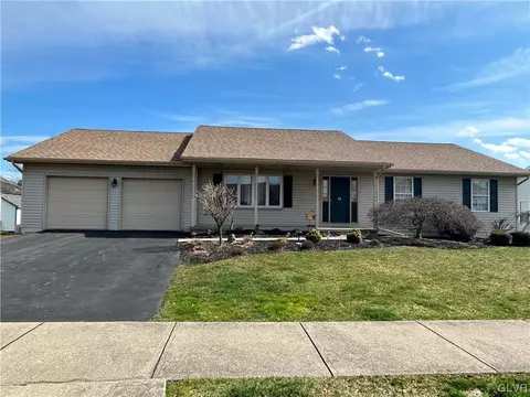 140 Jeremy Ct, Palmer Township, PA 18045