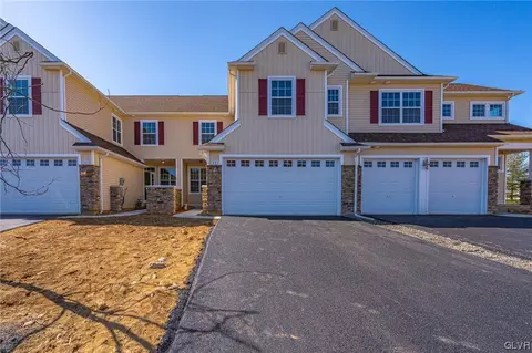 885 Iron Ln #53, Forks Twp, PA 18040