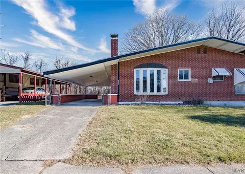 1708 Livingston St, Bethlehem, PA 18017