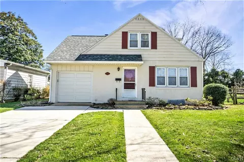 1854 Carlisle St, Bethlehem, PA 18017
