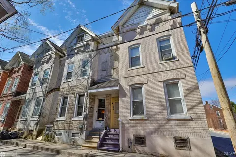 122 N Poplar St, Allentown, PA 18102