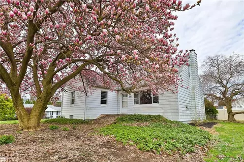 2005 Clermont St, Bethlehem, PA 18017