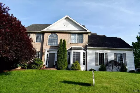 5871 Royal Fern, Allentown, PA 18104