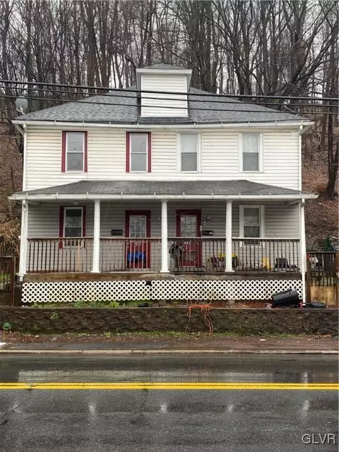 528 S 1st St, Bangor, PA 18013