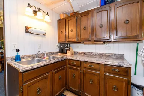 131 E Union Blvd, Bethlehem, PA 18018 photo 6