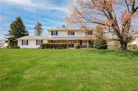 3521 Bittersweet, Center Valley, PA 18034