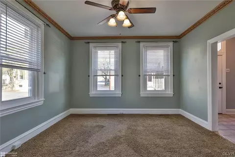623 Spring St, Bethlehem, PA 18018 photo 4
