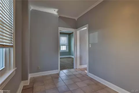 623 Spring St, Bethlehem, PA 18018 photo 9