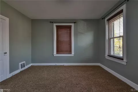 623 Spring St, Bethlehem, PA 18018 photo 11