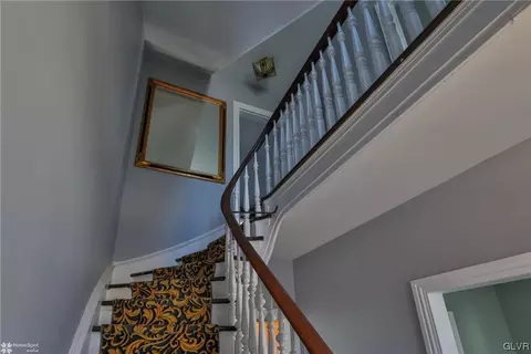 623 Spring St, Bethlehem, PA 18018 photo 3