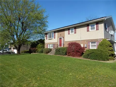 229 Murray Dr, Allentown, PA 18104